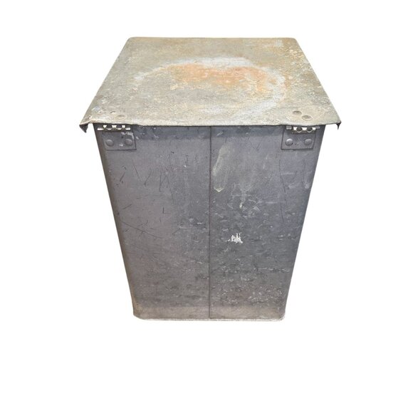 Vintage Metal RUTTER'S Dairy Porch Milk Box with white Milk Jug - Picture 5 of 13